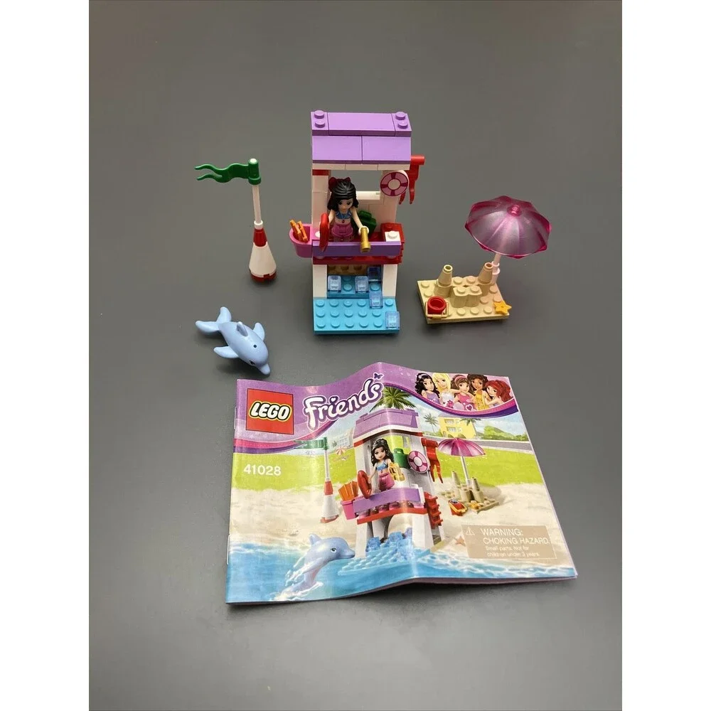 41028 Lego Friends - Emma's Lifeguard Post complete with instructions no box